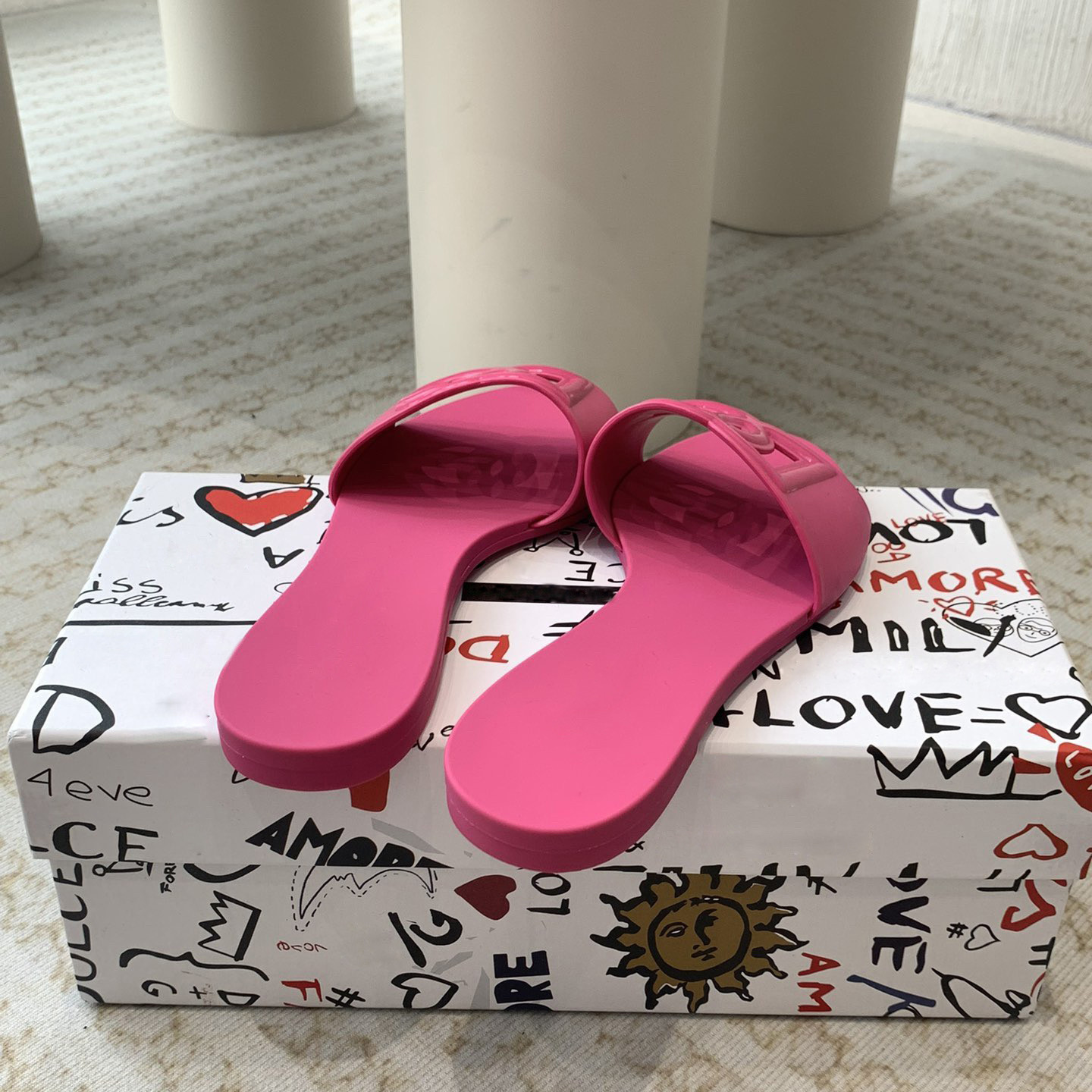 Luxury Designers Slipper Woman 2025 Summer Sandals Beach Slides Women Slippers Ladies Flip Flops Sandales Et Pantoufles Pour Femmes