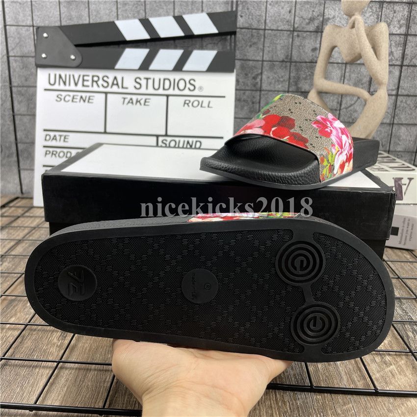 2021 Mens Womens Slipper Summer Sandals Scuffs Beach Slides Leisure Slippers Ladies Sandali Bathroom Home Shoes Trendy Office Slippers Flower Snake