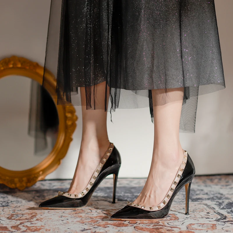 Pointed Metal Studs Pumps for Women, Genuine Leather, Simple Shoes, High Heels, Sexy Fashion, Black, Luxury Brand Heels