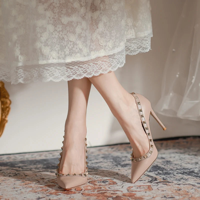 Pointed Metal Studs Pumps for Women, Genuine Leather, Simple Shoes, High Heels, Sexy Fashion, Black, Luxury Brand Heels